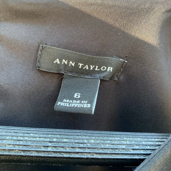 Ann Taylor Sleeveless Black Sheath Dress - Picture 3 of 3